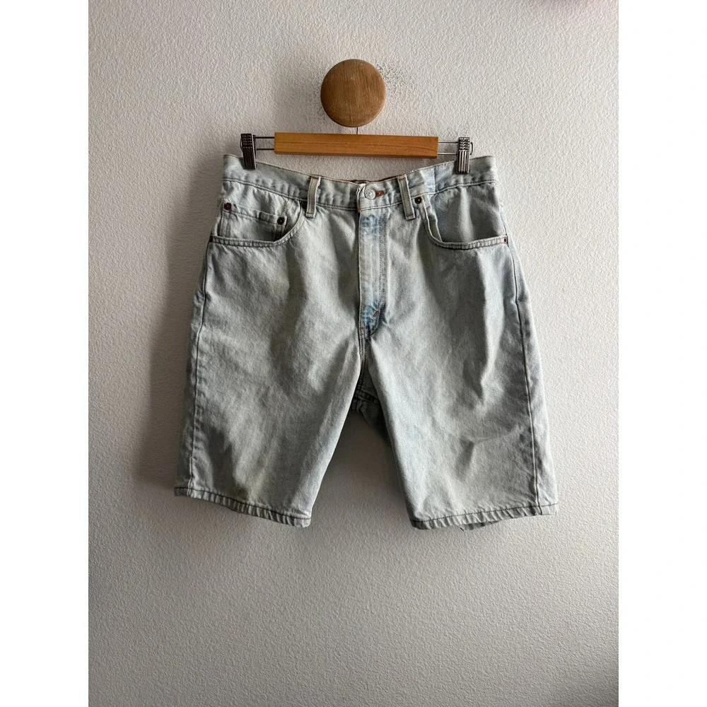 Vintage Levis 505 Regular Fit Denim Shorts Light Wash Blue Made in USA Mens 34